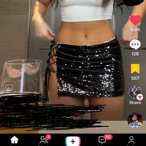 ISO LIONESS SEQUIN SKIRT